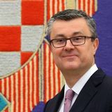 Katedra za plastičnu kirurgiju - TIHOMIR OREŠKOVIĆ - 12.1.2016.