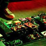 SHOEGAZING- DJ MONAMÍ