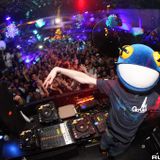 Deadmau5 is GOD mix 2 (Dan Van)