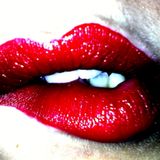 red lips in room 555