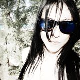 SPECIAL TRIPS by SANDRA SYM // Radiotechno
