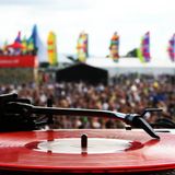 DJ NAUGHTY - GUILFEST 2011