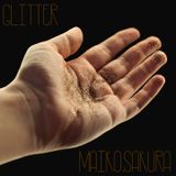 Maiko Sakura plays with Dark Glitter