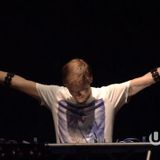 Armin van buuren live @EDC 2010 sat-06-26-2010