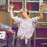 Mimi Love - Bluetopia Acid Bogen