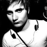 Hard Rock Sofa vs Axwell- In my quasar mind(Andres V Mash-Up)