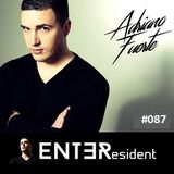 ENTƎResident: Adriano Fuerte 087