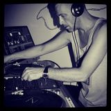 TOM LAROC Cutting Up Ultimate Break Beats !!!