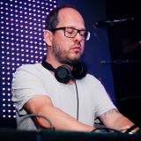 Oliver Huntemann @ Ideal Podcast Vol. 31 (08-11-2013)