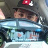 djinfo likes dc shoes