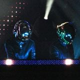 2007-06-14_Daft_Punk-Live_at_Bercy_(Paris)