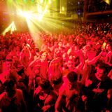 Elegant and deep sounds fully based on the groove, Andy mixes deep & tech house