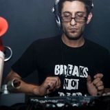 DIGGER 005 - 0100 - Shokoluv (Live Snare Music)