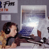 When DJ's used to know how fi entertain : 80's & 90's dancehall Selektion & MCing DJ Live Up (Steph)