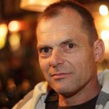 Jean-marc Pierson has a chat with Tom and performs a story about a Seagull