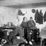 MioSHe - opium room