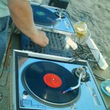 A little mix I did a few years back. Just using my favourite Salmonella Dub tunes