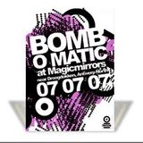 Paul Chambers (Live PA) @ Bomb O Matic - Magicmirrors Antwerpen - 07.07.2007