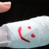 GuyZapPa - Heavy Beats :> Smiley Faces :< Bleeding Finger toes :}