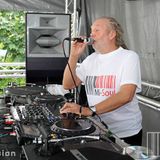 Desert Isolation Discs: Gordon Mac