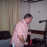 Guest with Bob Smith digging the crates show 21Mar 10