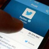 Los twiteros profesionales y varios dirigentes politicos expulsados de las redes por la propuesta de