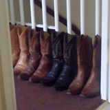 HELLO DARLIN'... ADIOS AMIGO (Country Music Men)