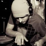Expandear Radio Show 001 @ sub.hu w/ Fade Guestmix