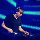 Essential Guestmix 054