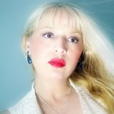 GUADALUPE DIVINA "LA FAMILIA" DIVINA RADIO LA VOZ DEL ANGEL 11 de MAYO del 2013
