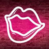 FUNNY WOMEN'S Lynne Parker & COMIC Maddy Anholt on GORGEOUS GOSSIP with Josephine Pembroke