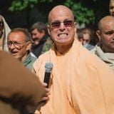 BB Govinda Swami kirtan