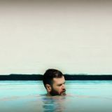 MA NOU SO|||Pool side||| N.1