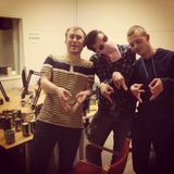 07 - Porno, TOTENSLAGER, Auf Die Strasse - Radio i FARVER