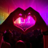 Pelari vs Carlos Astuti - If You Would Cango (DJ Veena Mashup)