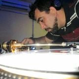 Faixa a faixa, sertanejo e arrocha,o melhor que rola no Território Bar em Guarulhos quinta de noite.