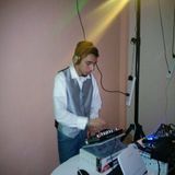 TARDE DE AMIGOS VOL1 track n°1 DJ HUGO IBAÑEZ, EN LA VOZ GERARDO MONSERRAT