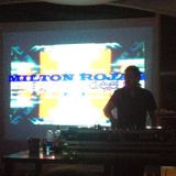 SESSION MUYYYY LATINO By DJ MILTON ROJAS ( Mix en vivo cero edición) .mp3