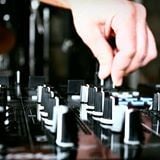 Breakz warm up mix