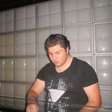 DjRichard Oliveira set the best tracks of 2013 Deep- House and Tech-House