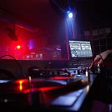 Turntable Techno Set. Old Tracks.