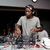 DEEPERSHADES OF HOUSE WITH GUEST NTK FUNK 01 Nadirah Shakoor - breath Away 02 Sin Palabras - Yemaya