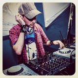 DJ Steampunk (aka sTk) - Bring It! (April 2007 JumpUp Mix)
