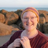 Felicity Ford / KNITSONIK profile image