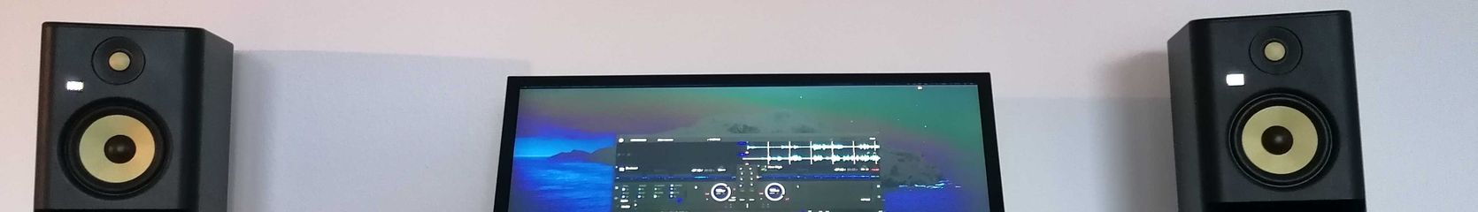 Mixcloud banner for @nikola