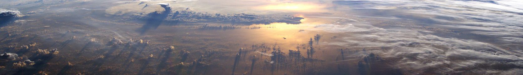 Mixcloud banner for @arrows