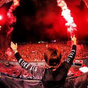 Alesso's Tribute - Selected & Mixed Live by Veyssade (24/04/2014)