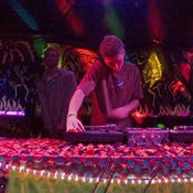 Amentality - Go With The Flow! Mix