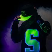 Neon Steve - Pleasensations Vol.11