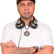 Set pesado ,mes de Abril 2012 : Mixed by Alex Hunt